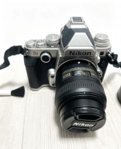 し*が様 Df シルバーボディ + 40mmマクロレンズ 外観無傷 動作完全正常 し*が様 Df シルバーボディ + 40mmマクロレンズ 外観無傷 動作完全正常