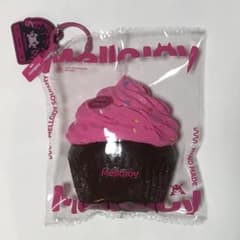mellojoy メロジョイ カップケーキか？ ドールハウスのデザート - メルカリ