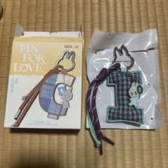 ♡*ʾ様 【I】 LABUBU PIN FOR LOVE イニシャル ペンダントのサムネイル