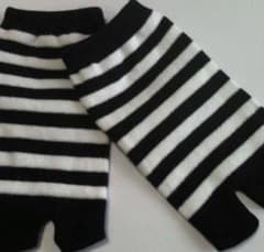 新品3足セット⭐︎タビックス　足袋靴下　子供用　靴下　キッズ　子供　ボーダーのサムネイル