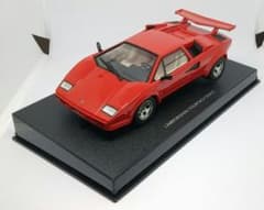 AUTOart ランボルギーニ カウンタック 5000S 1:32スロットカー - メルカリ