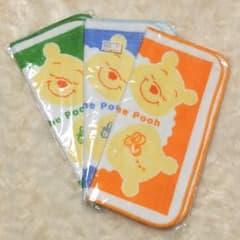 【ディズニー】プーさん ミニタオルハンカチのサムネイル