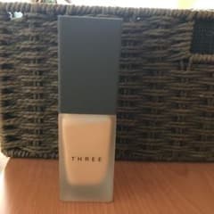 THREE フローレスエシリアル フルイド ファンデーション 30ml 202番のサムネイル