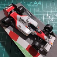 1/43マクラーレンMP4/4ホンダ1988アイルトン セナ#12マルボロ仕様