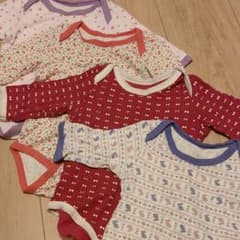 肌着 ロンパース 4枚 セットのサムネイル