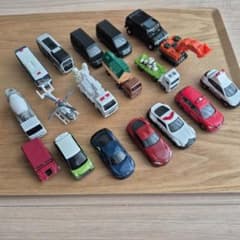 トミカ ミニカー まとめ売り 18台セットのサムネイル