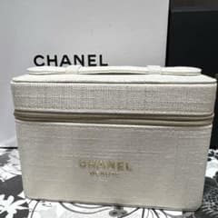 CHANEL ベージュゴールド　ポーチのサムネイル