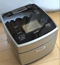 三菱IH炊飯器 高級炊飯ジャー NJ-VA107 0.5-5合炊き シルバー - メルカリ