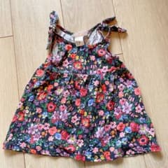 ナタリーレテ  コラボ　H&M ワンピース　70のサムネイル