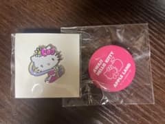 Hello Kitty ピンバッジ 缶バッジ セットのサムネイル