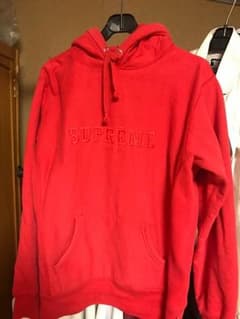 supremeパーカーのサムネイル