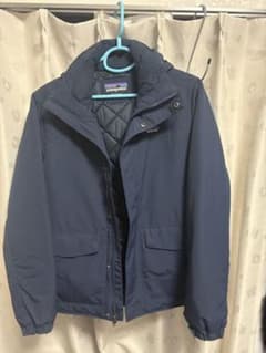 patagonia ネイビー ダウンジャケット フード付きのサムネイル