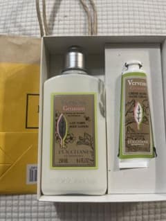 ロクシタン　Verveine Geranium セット　新品！のサムネイル
