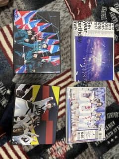 乃木坂と欅坂のライブDVDのサムネイル