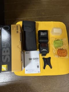 ストロボ2灯とコマンダーNikonSB-5000 + V6 II + RF60Xのサムネイル