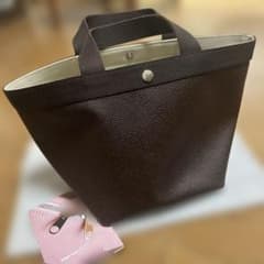 エルベシャプリエ ブラウン 707GP モカ／モカ 実店舗購入 美品 - メルカリ