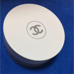 CHANEL ルブラン ルースパウダーのサムネイル