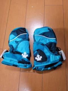 【あゆ様専用】デサントキッズスキー手袋のサムネイル