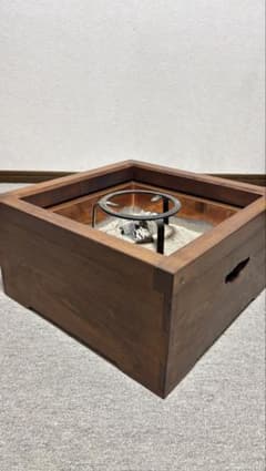 木製火鉢 四角形 灰 五徳付き （高級茶道具） - メルカリ