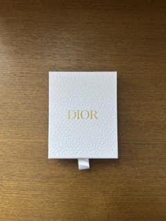 Dior ノベルティ チャーム付きストラップのサムネイル