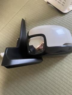 ホンダNBOX 純正左ドアミラーのサムネイル