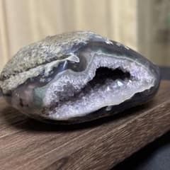 売り切り】【大吉兆/極美】アメジスト 笑口 ブラジル産 台座付き