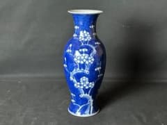 中国 清朝期 古染付 梅花紋 花瓶 花入 唐物 232 中国 清朝期 古染付 梅花紋 花瓶 花入 唐物 232 - メルカリ