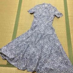 ローラアシュレイ ロングフレアワンピースのサムネイル