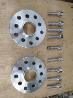 pcd112ワイドレットスペーサー20mmボルト付のサムネイル
