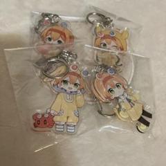 ちょこらび かにちゃん アクリルキーホルダー 4点セット - メルカリ