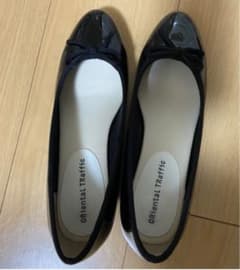【超美品】リボンパンプス バレエシューズ エナメルのサムネイル