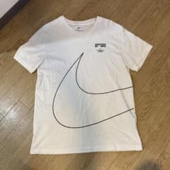 NIKE Tシャツのサムネイル