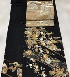 【高島屋誂え 美品】黒留袖、袋帯、鶴 金銀刺繍、2点セット 高島屋誂え 美品】黒留袖、袋帯、鶴 金銀刺繍、2点セット - メルカリ
