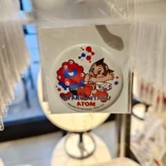 おとたまあくび様リクエスト2点 まとめ商品ミャクミャク日本館ピンバッジ鉄腕アトム ミャクミャク 鉄腕アトム 缶バッジ 大阪関西万博会場限定品！ - メルカリ