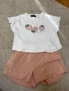 Tシャツショートパンツセットのサムネイル