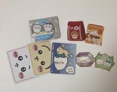ちいかわ 缶バッジ シール ステッカー セットのサムネイル