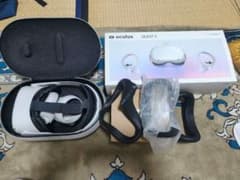 Oculus QUEST 2 本体 キャリングケース付きのサムネイル