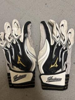 福岡ソフトバンクホークス山川穂高実使用バッティンググローブ - メルカリ