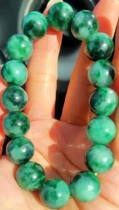 ☆！別格！！極上！！レア！☆糸魚川濃緑翡翠☆ろうかん質グリーン翡翠