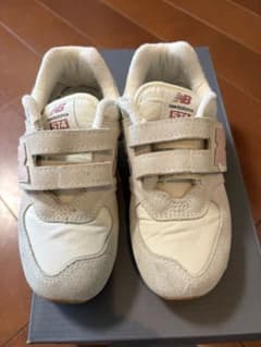 New Balance 574 キッズ スニーカー ベージュ ピンク　18cmのサムネイル