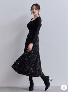 overE ❤︎ フラワードッキングワンピース 25AW：ブラック 90サイズ