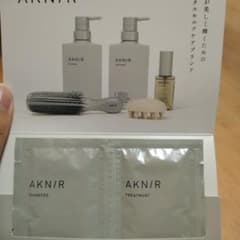 アクニー　ヘアケアセットのサムネイル