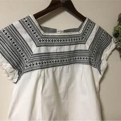 grin グリン 半袖刺繍ブラウスのサムネイル
