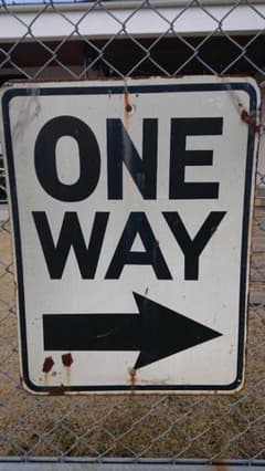 カリフォルニア  ビンテージ  ONE  WAY  ロードサイン  看板のサムネイル