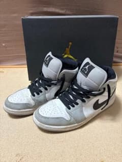 Nike Air Jordan 1 グレー/ホワイト/ブラック 最終値下げ - メルカリ