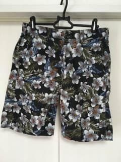 グリーンレーベル 花柄ショートパンツのサムネイル