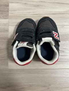 new balance 373 キッズスニーカー 黒/赤