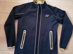 ヨネックス　ウインドブレーカーのサムネイル