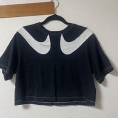 NIKE ダブルスウッシュ クロップドTシャツ ブラックSPサイズのサムネイル