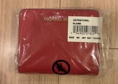 MICHAEL KORS二つ折り財布　レッドのサムネイル